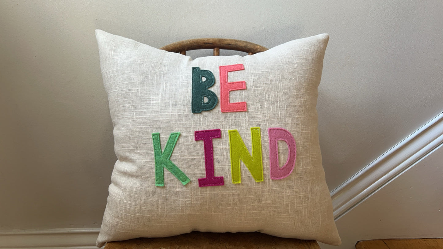BE KIND Pillow in Felt and Linen