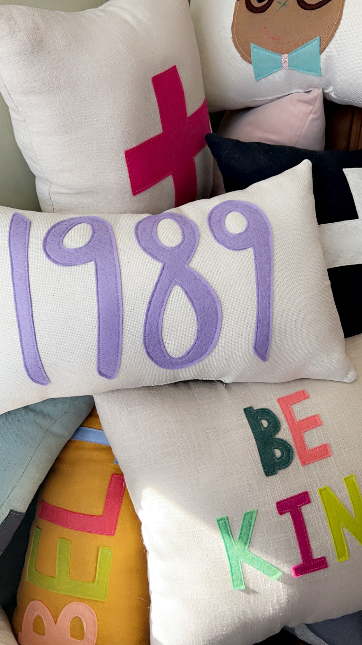 1989- Taylor Swift Pillow - Swift- Eras Tour