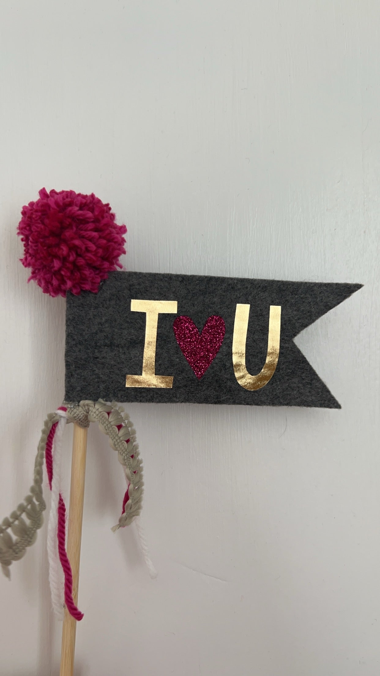 I LOVE YOU - I Heart You Pennant Wand