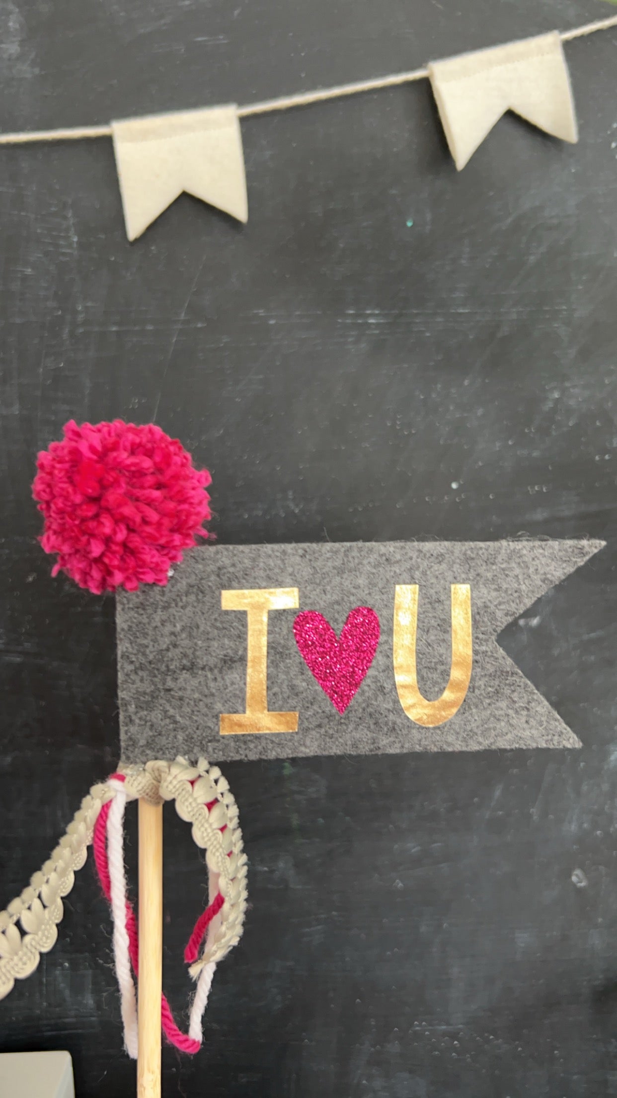 I LOVE YOU - I Heart You Pennant Wand